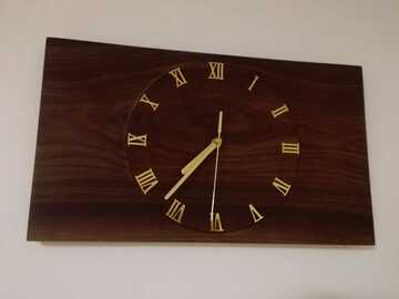 Verkaufen mit Online-Zahlungen: Holzuhr WALNUSS